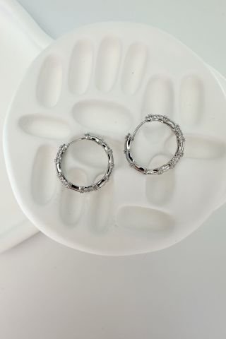 Silver Vip Seri İşlemeli Halka Küpe