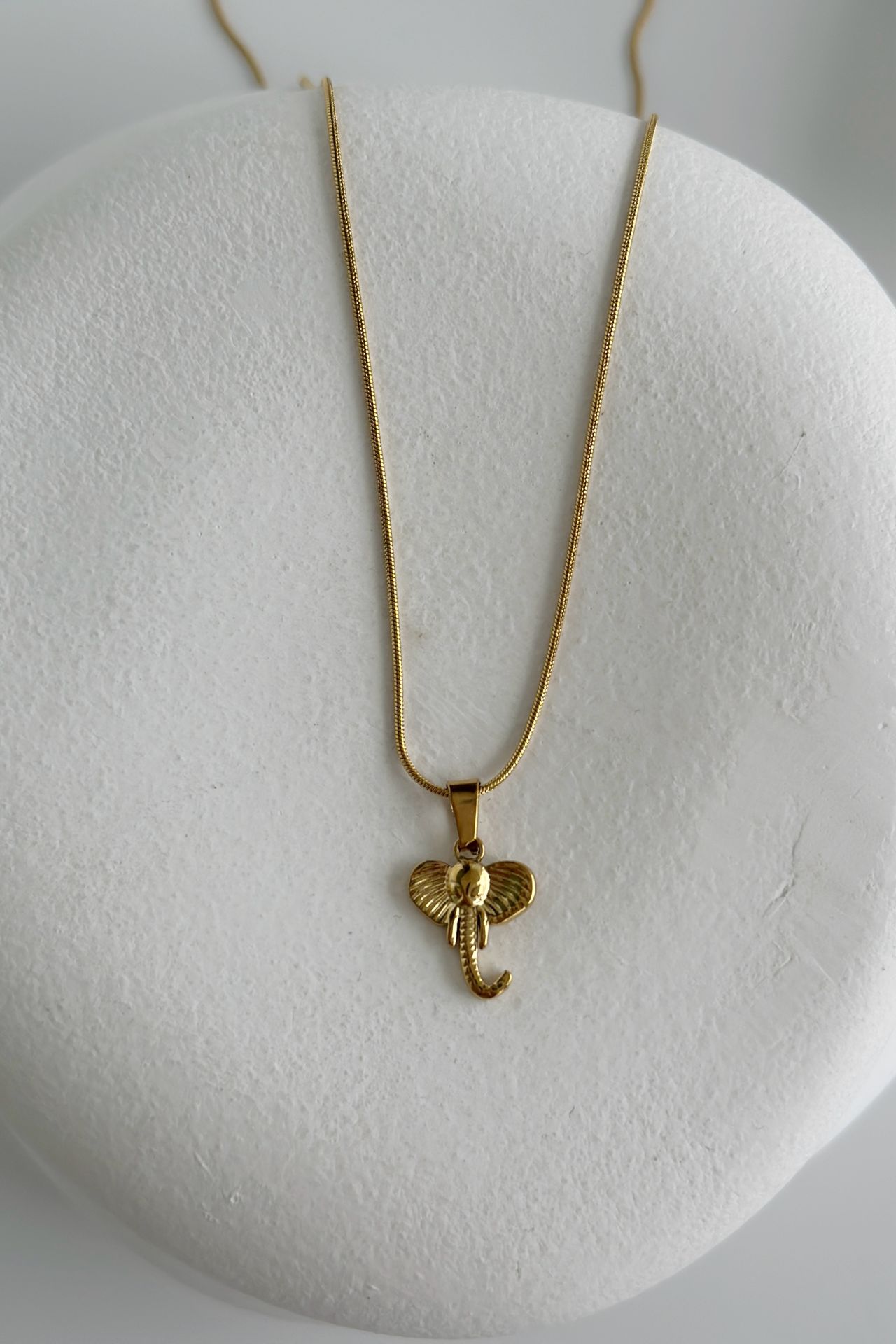 Çelik Gold Minimal Fil Kolye