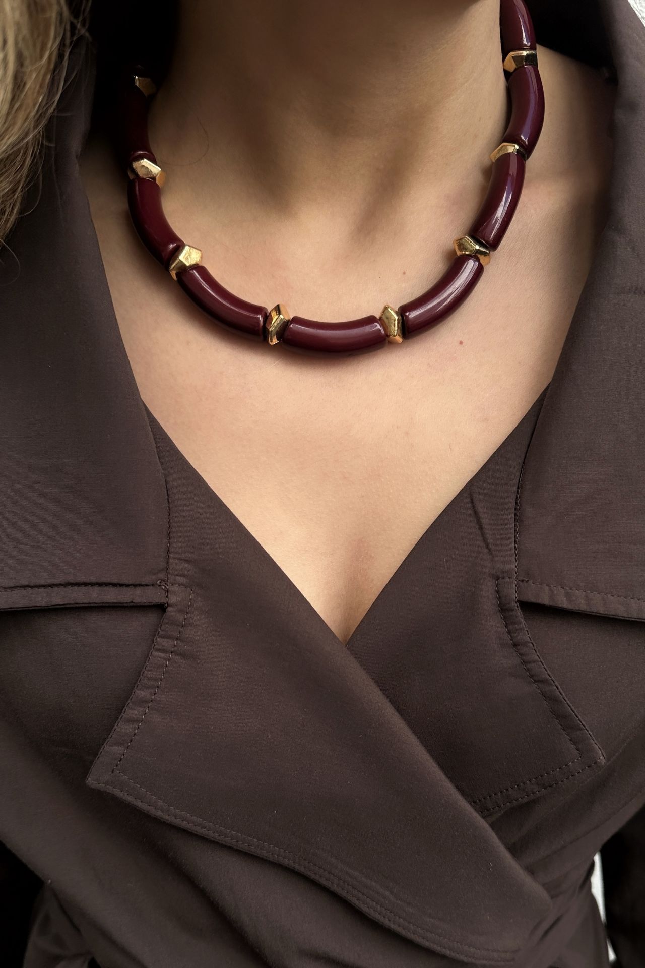 Bordo Marka model akolye