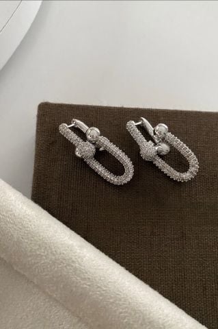 Gümüş Rengi Marka Model Küpe