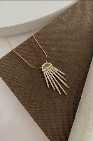 Gold Taşlı Kolye