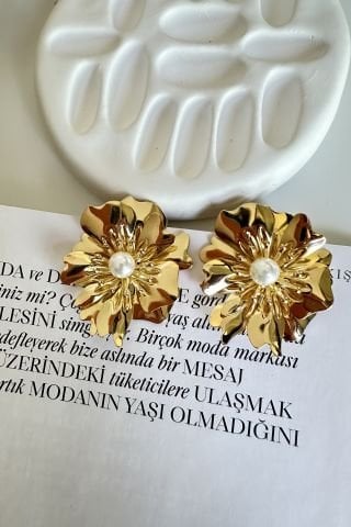 Çelik Büyük Ortası İncili Çiçek Küpe